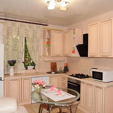 Center Of Odessa. Comfortable 2 * Odesa