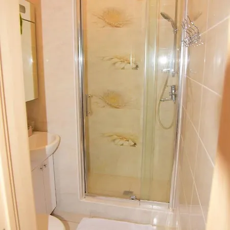 Апартаменты Center Of Odessa. Comfortable 2