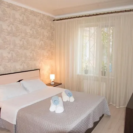 Center Of Odessa. Comfortable 2 *