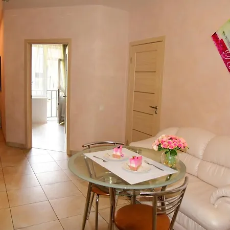 Center Of Odessa. Comfortable 2 Apartment Odesa