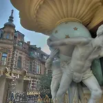 Center Of Odessa. Comfortable 2